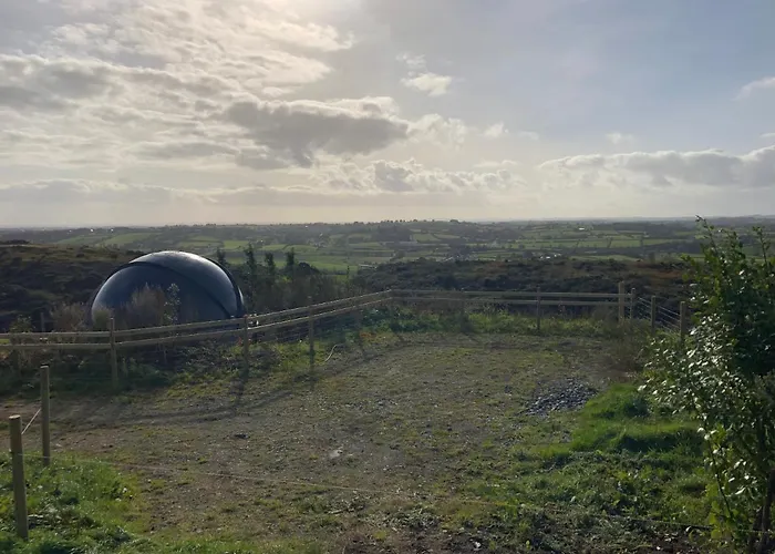 Hilltop Hideaway - Secluded Pod With Private Hot Tub