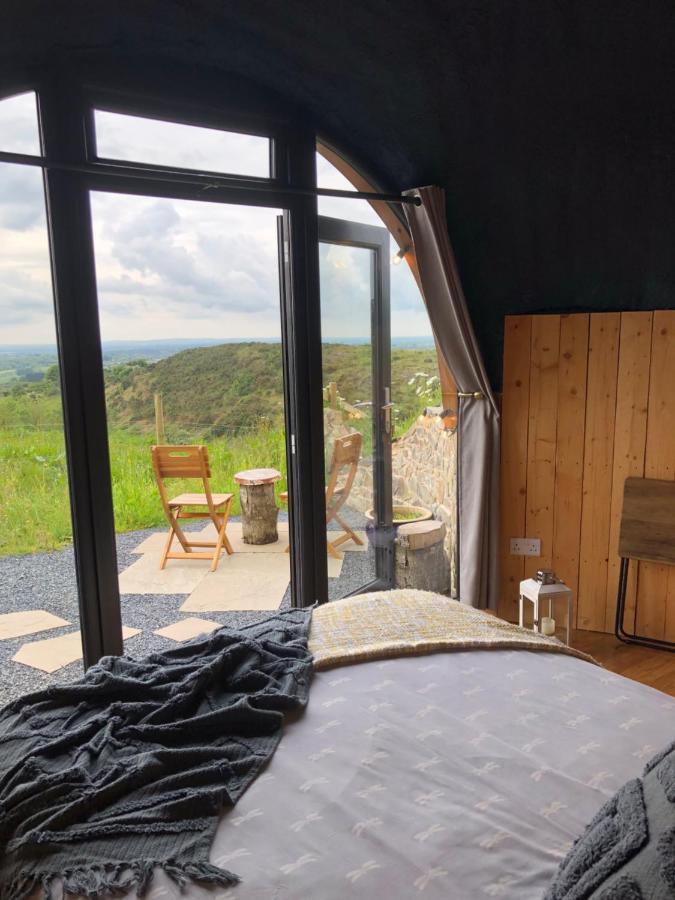 Hilltop Hideaway - Secluded Pod With Private Hot Tub * Newry
